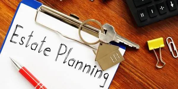 estate planning as a snowbird or traveler shown in a conceptual photo